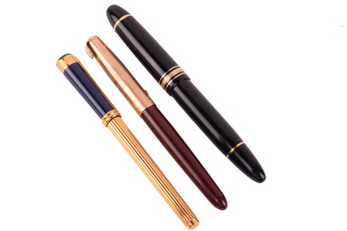 Lot 344 - Three fountain pens; a Montblanc Meisterstück...