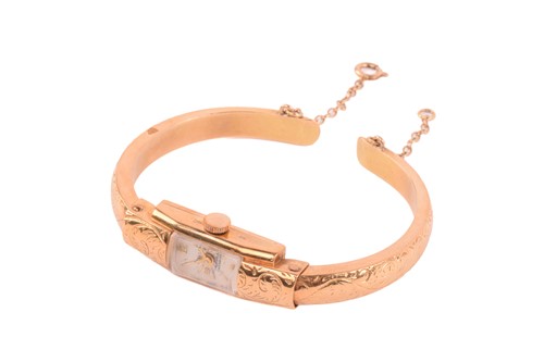 Lot 421 - An 18ct gold Pallas lady's dress watch,...