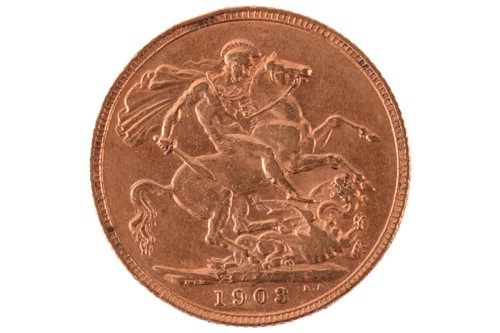 Lot 317 - An Edward VII full sovereign 1903, obverse...