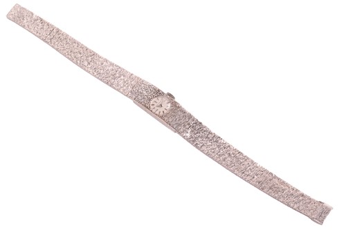 Lot 370 - A Jean Renet 9ct gold lady's dress watch,...
