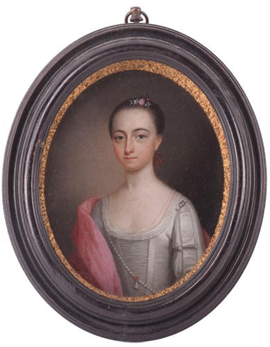 Lot 2 - 18th-century school, an oval portrait...