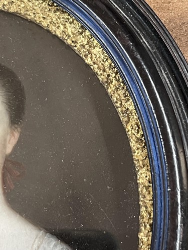 Lot 2 - 18th-century school, an oval portrait...