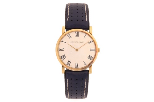 Lot 392 - An Audemars Piguet classic gold wristwatch,...