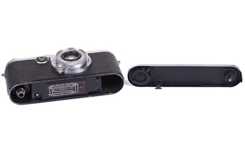 Lot 209 - A Leica model If 35mm camera, serial number...