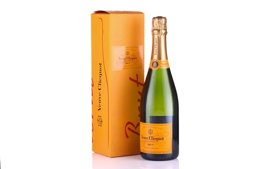 Lot 23 - Twelve bottles of Veuve Clicquot Brut...