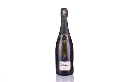 Lot 32 - A bottle of Krug Brut Grande Cuvee Champagne,...