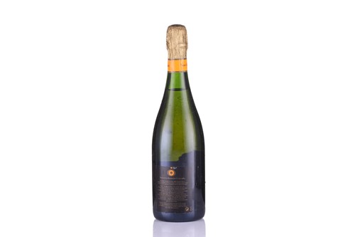 Lot 28 - Six bottles of Veuve Clicquot Ponsardin, Reims,...