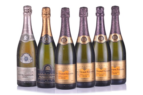 Lot 10 - Four bottles of 1990 Veuve Clicquot Ponsardin...