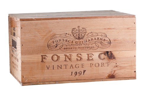 Lot 58 - A case of 1997 Fonseca Vintage Port (12...