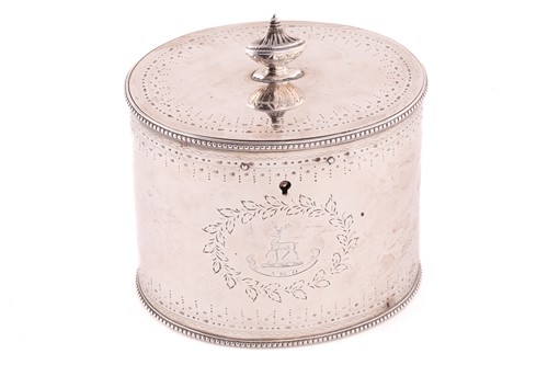 Lot 525 - A George III silver tea caddy, by Aaron...