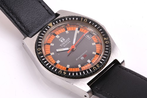 Lot 439 - A Tissot Electronic PR-516 diving watch,...