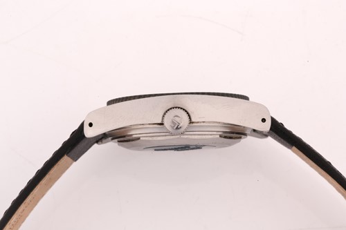 Lot 439 - A Tissot Electronic PR-516 diving watch,...