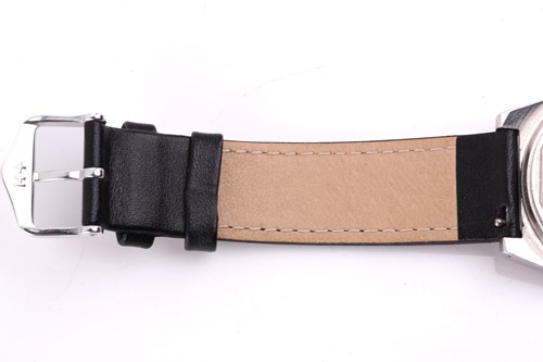 Lot 439 - A Tissot Electronic PR-516 diving watch,...