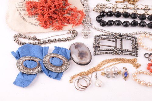 Lot 162 - A Tiffany heart pendant necklace marked 'T&Co....