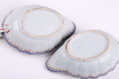 Lot 122 - A small collection of Chinese and Japanese...