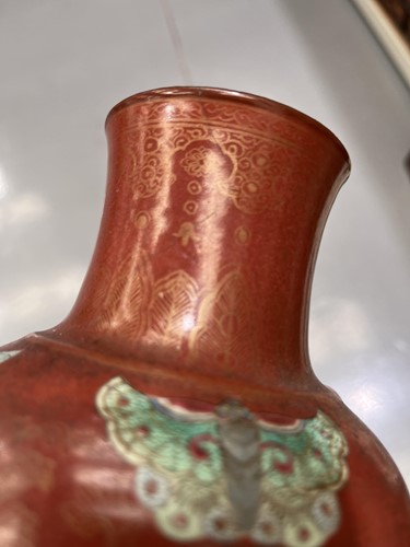 Lot 122 - A small collection of Chinese and Japanese...