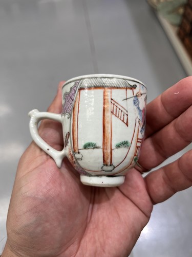 Lot 122 - A small collection of Chinese and Japanese...