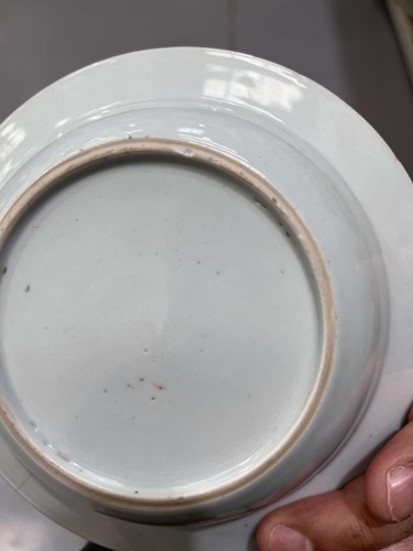 Lot 122 - A small collection of Chinese and Japanese...