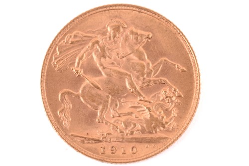 Lot 297 - An Edward VII full sovereign 1910, obverse...