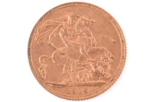 Lot 311 - A George V full sovereign 1912, obverse with...