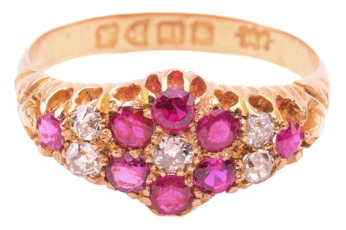 Lot 175 - An Edwardian ruby and diamond cluster ring,...