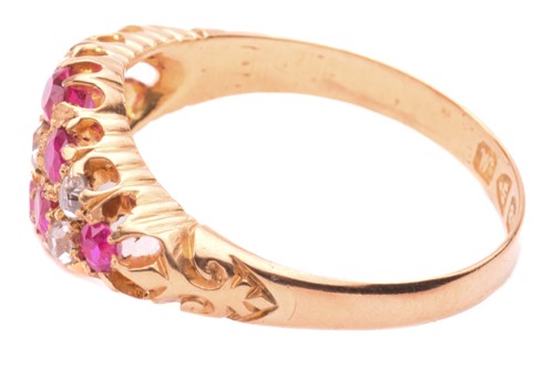 Lot 175 - An Edwardian ruby and diamond cluster ring,...