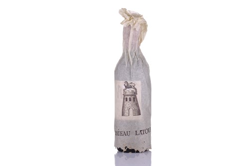 Lot 63 - Twelve bottles of Chateau Latour Pauillac,...
