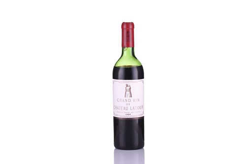 Lot 63 - Twelve bottles of Chateau Latour Pauillac,...