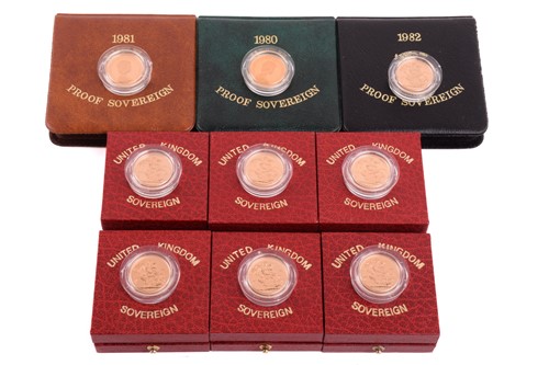 Lot 336 - A collection of nine Elizabeth II gold full...