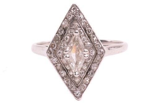 Lot 5 - An Art Deco diamond dress ring, circa 1920,...