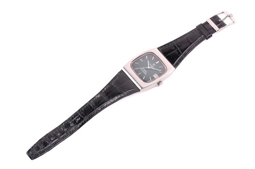 Lot 442 - An Omega Constellation automatic stainless...