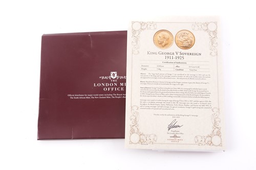 Lot 347 - A 1914 gold Sovereign in a presentation case