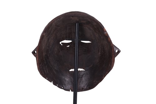 Lot 126 - A Cameroonian monkey skull fetish figure with...