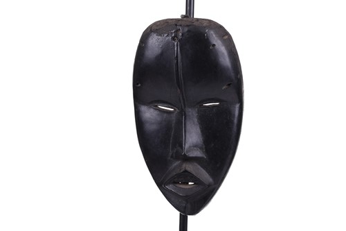 Lot 126 - A Cameroonian monkey skull fetish figure with...