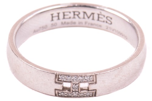 Lot 167 - Hermès - an 'Ever Herakles' wedding band set...
