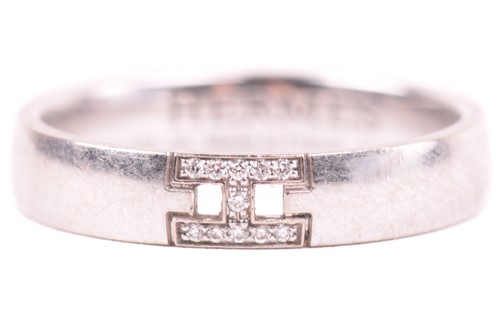 Lot 167 - Hermès - an 'Ever Herakles' wedding band set...
