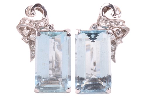 Lot 76 - A pair of aquamarine and diamond ear clips,...