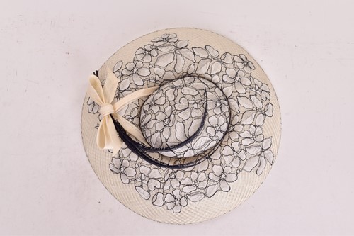 Lot 99 - Catherine Walker - a two-piece lace co-ord...