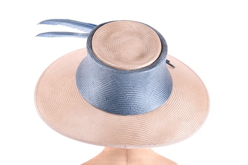 Lot 101 - Catherine Walker - a two-piece linen suit and...