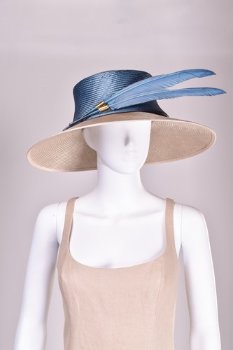 Lot 101 - Catherine Walker - a two-piece linen suit and...