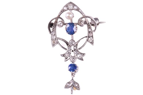 Lot 190 - An Edwardian and later adapted sapphire, pearl...