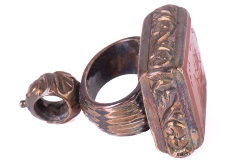 Lot 546 - A Victorian double ended scent bottle, the...