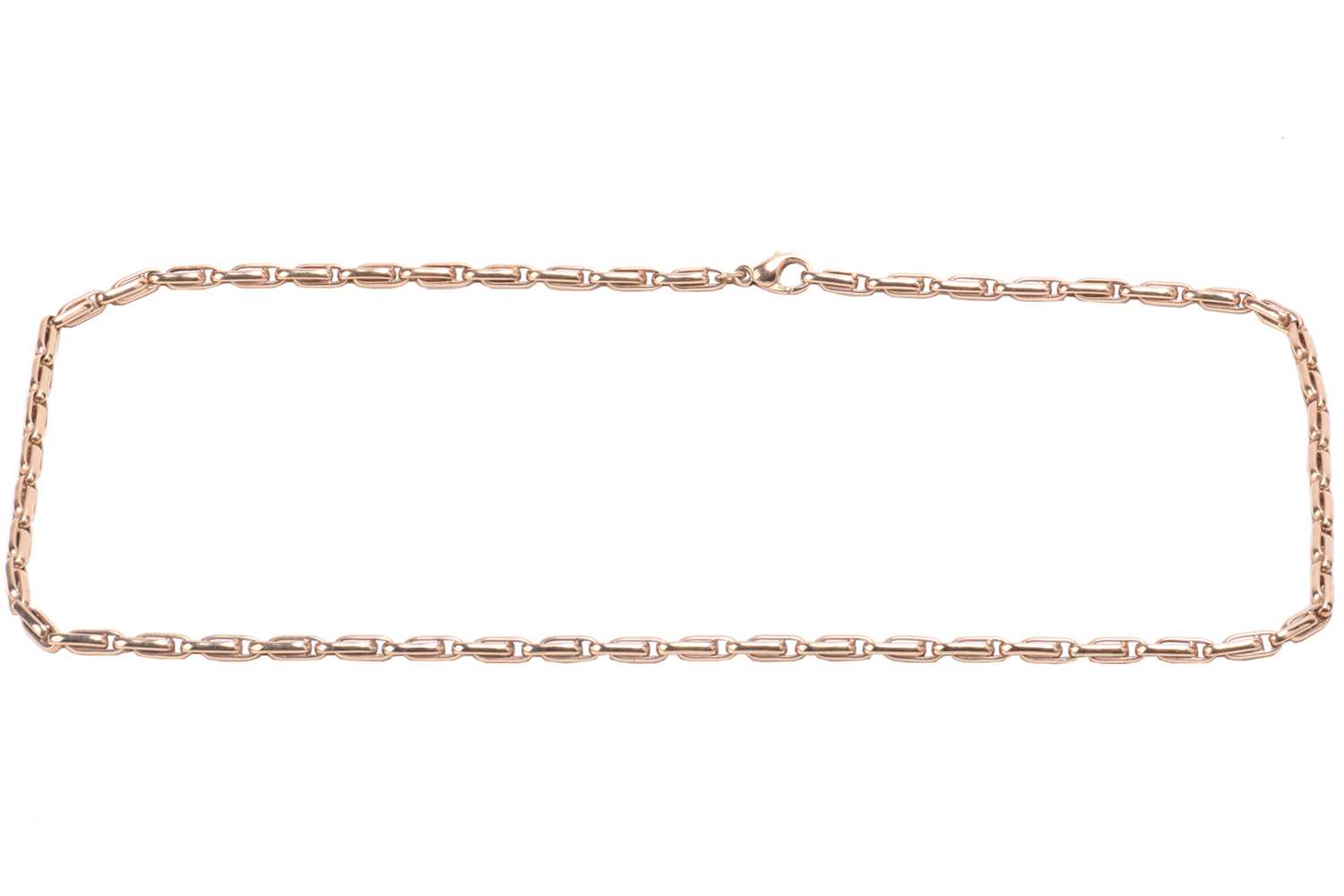 Lot 109 - A chain necklace measuring 61cm in length,