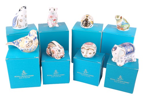 Lot 216 - A group of eight boxed Royal Crown Derby...