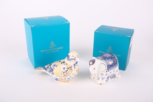 Lot 216 - A group of eight boxed Royal Crown Derby...