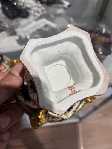 Lot 274 - A Royal Crown Derby "Old Imari"two matching...