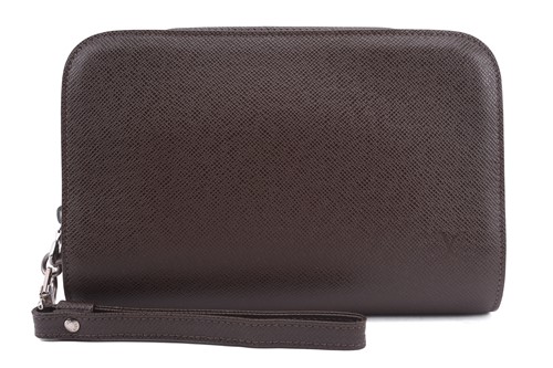 Louis Vuitton Dark Brown Taiga Leather Pochette Baikal Clutch Louis Vuitton