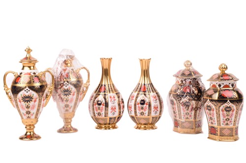 Lot 234 - A collection of six boxed Royal Crown Derby...