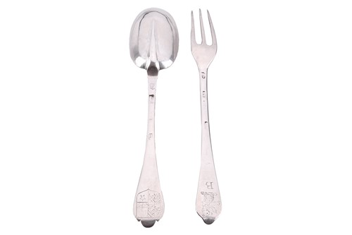 Lot 574 - A Queen Anne silver trefid silver spoon, oval...