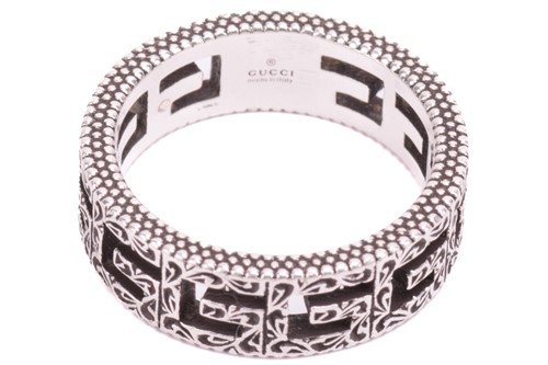 Gucci G Cube Cut Out Silver Ring